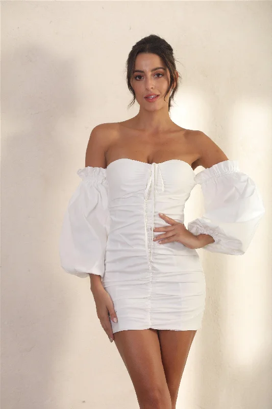 Off Shoulder Ruched Bodycon Mini Dress In White Off-shoulder Bodycon