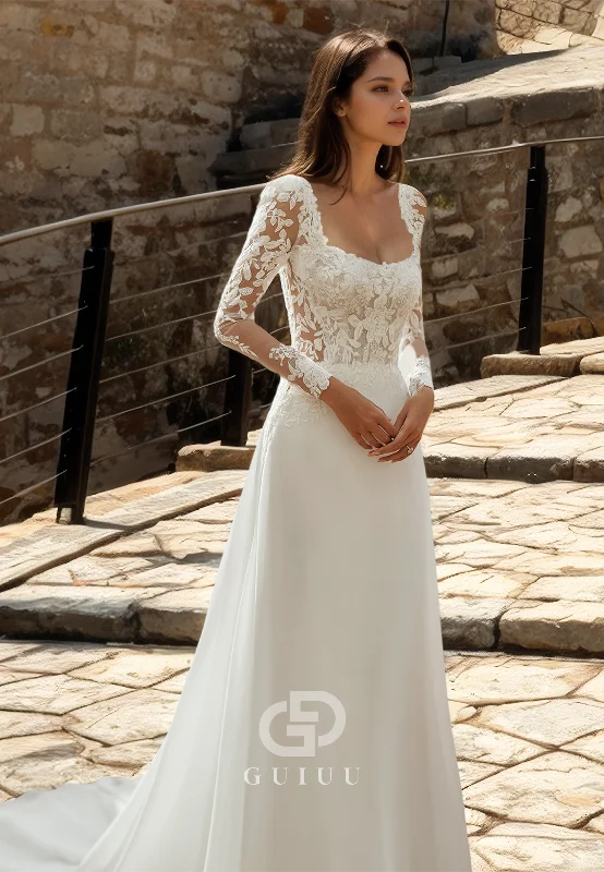 Scoop Lace Appliques Long Sleeves Wedding Dress with Sweep Train Glitter Wedding Dress