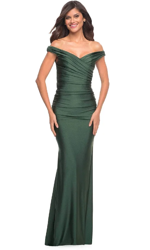 La Femme 30631SC - Sweetheart Fitted Evening Gown A-line unclassified dresses