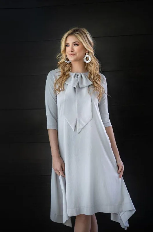 LEVEL Bow Dress Travel unclassified dresses