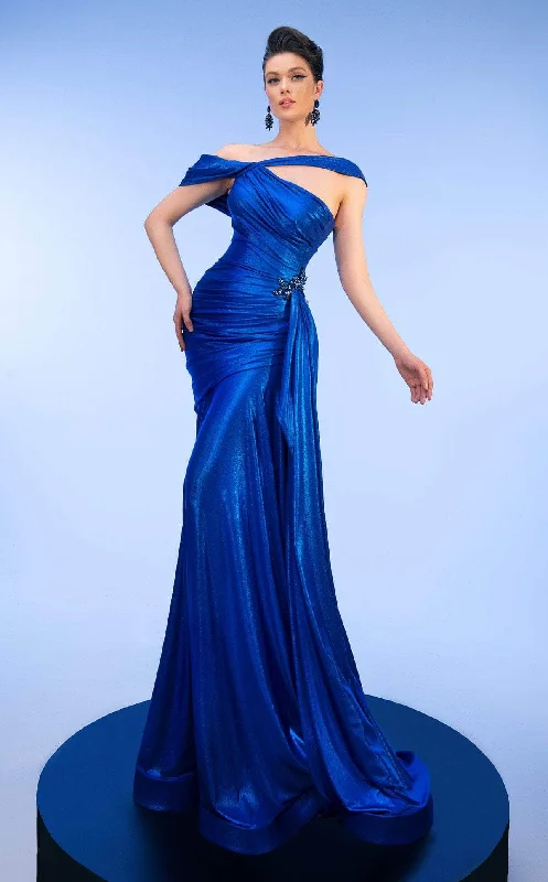 MNM COUTURE 2792 - One-Shoulder Gown Ruched unclassified dresses