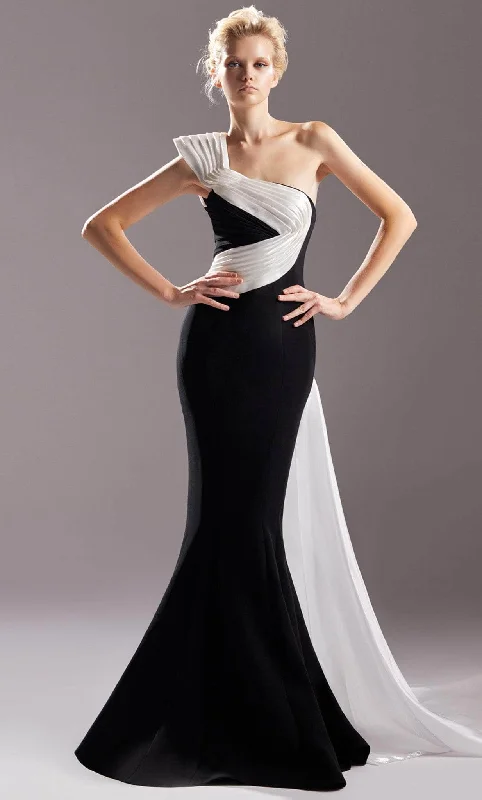 MNM COUTURE G1502 - Colorblock Gown Knitted unclassified dresses